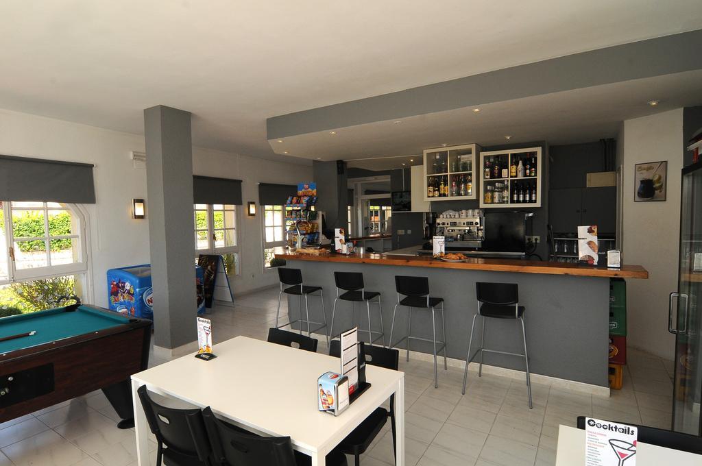 Apartaments Ar Enjoy Monjardi يوريت دي مار المظهر الخارجي الصورة